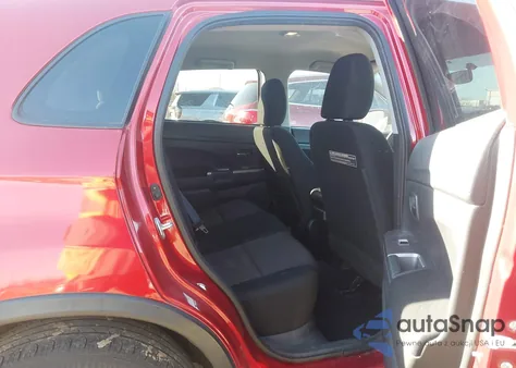 2018 Mitsubishi Outlander Sport 2.0 Es z USA, uszkodzony, nr VIN JA4AP3AU8JU010346